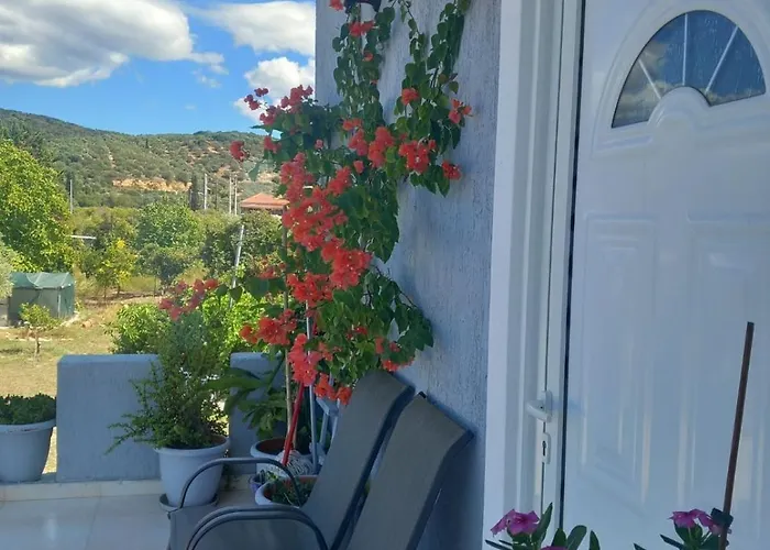 Konukevi La Vatura Gialova